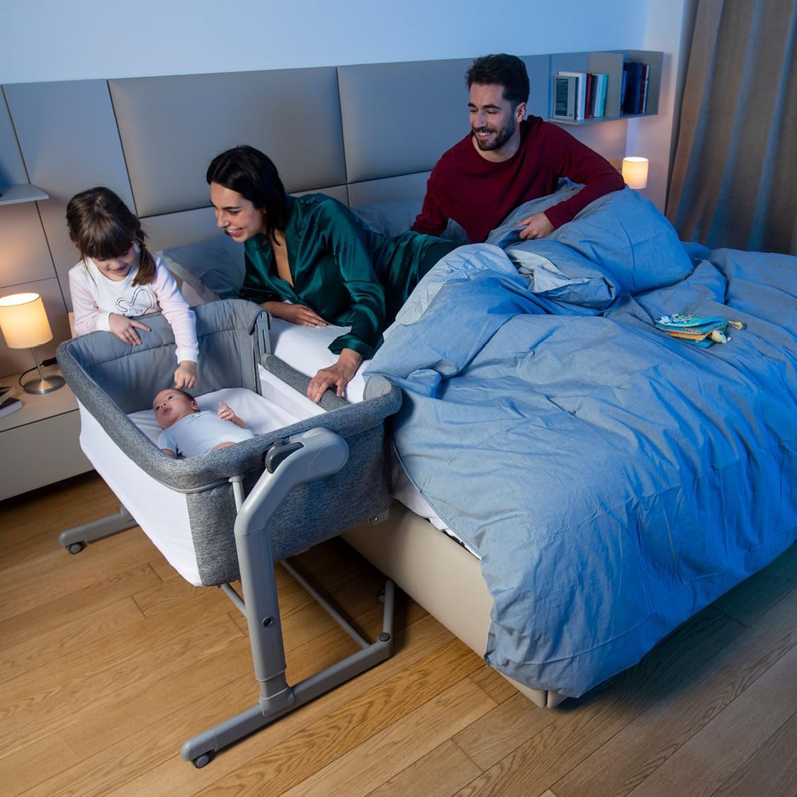 Next2Me Magic Evo, Berceau Bébé Cododo, Lit Bébé Cododo, avec Mode Balançoire, Rail Ouvrable, 11 Niveaux de Hauteur, Réglable en Hauteur, 4 Roues, Matelas et Sac de Voyage Inclus, Beige Beige Magico Evo