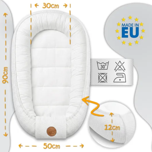Réducteur de Lit Bébé 50x90cm Cocon en Gaufre de Coton Polyvalent pour Couffin Nid d'ange et Naissance idéal pour garçons et Filles Girafes Girafes 50x90cm